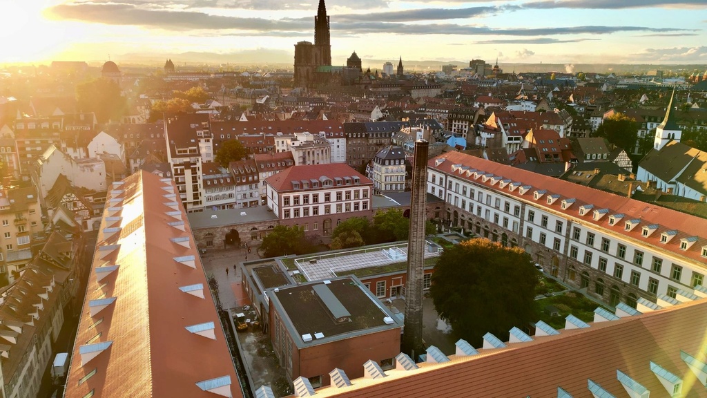 vue-du-beffroi-de-lille.webp